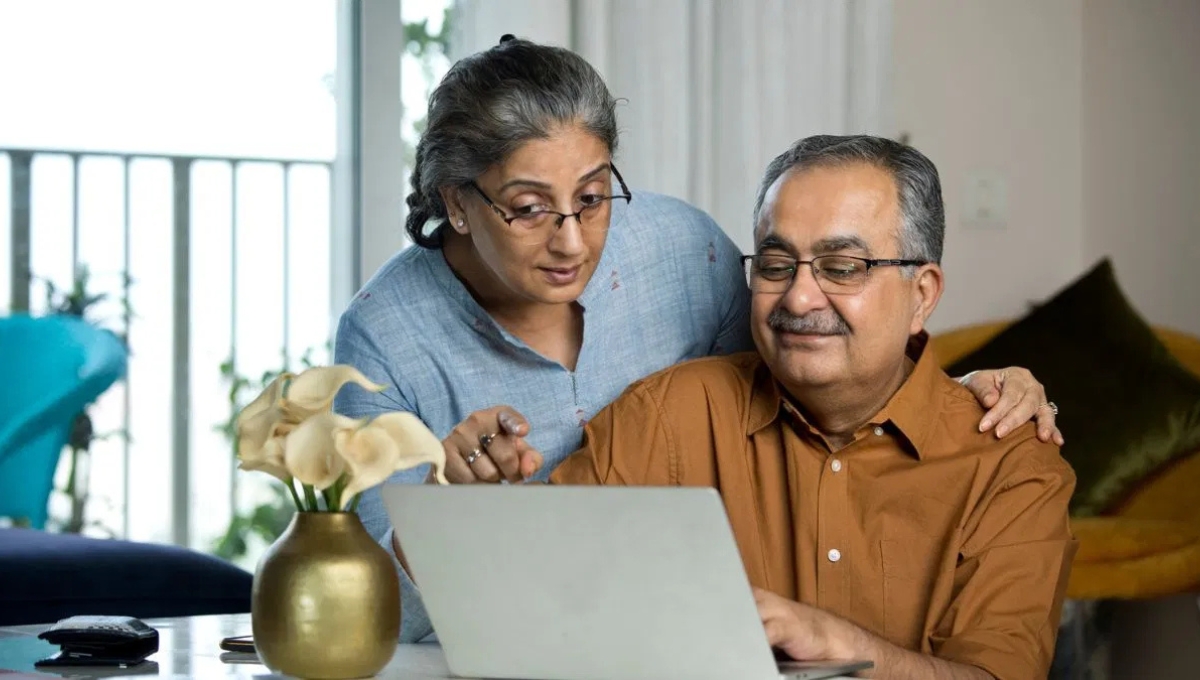 Government employees के लिए बड़ी खुशखबरी: अब 70 साल तक नौकरी और पेंशन का पूरा लाभ
