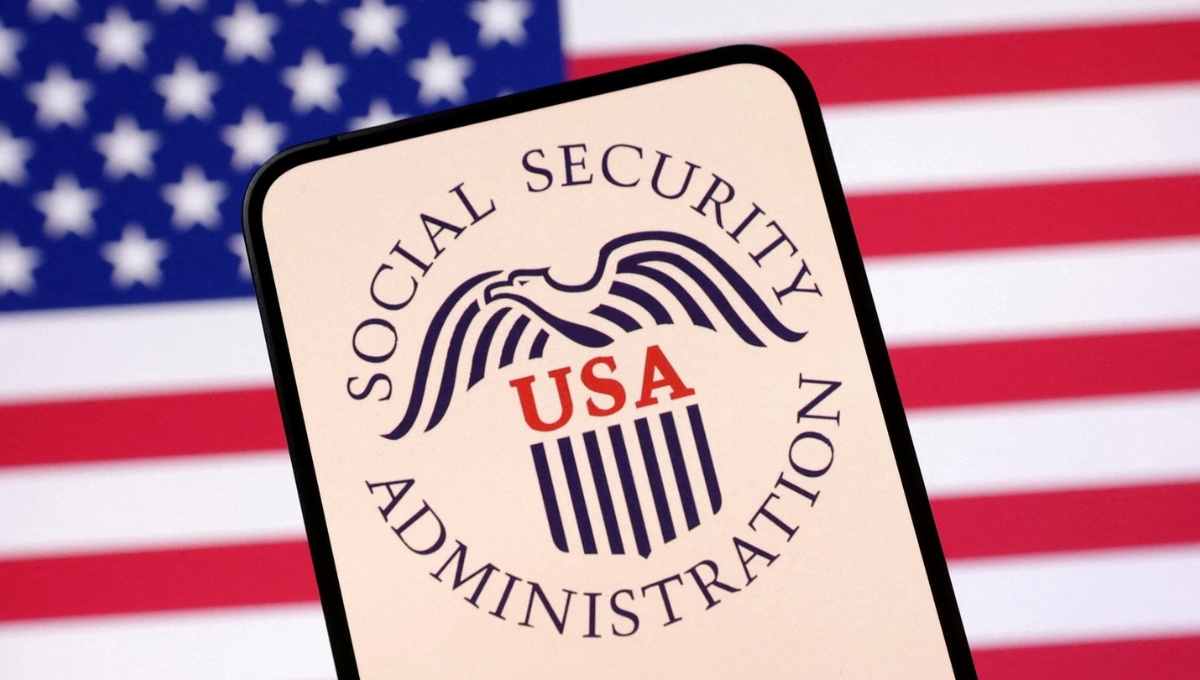 67 की जगह अब 66 साल 10 महीने में Retirement अमेरिका के करोड़ों लोगों के लिए चौंकाने वाली नई सोशल सिक्योरिटी उम्र 