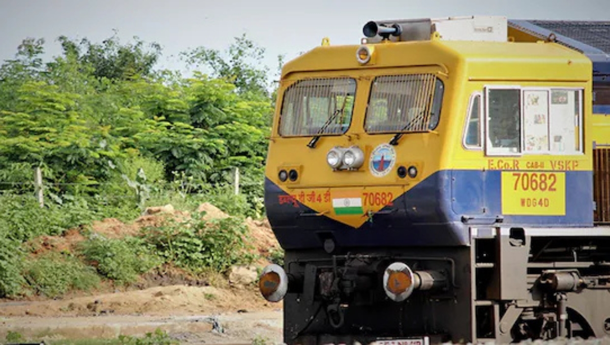 IRCTC का बड़ा तोहफा त्योहारों में भी अब 100% कन्फर्म टिकट की गारंटी 