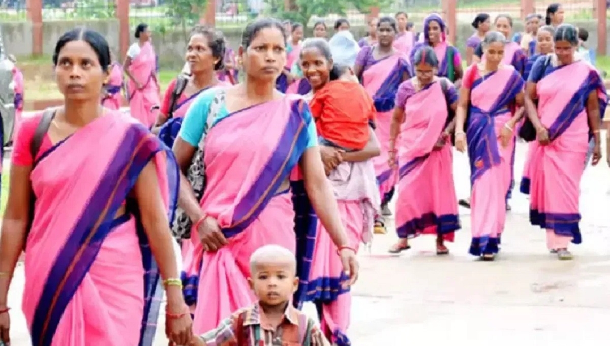 Anganwadi Recruitment in Gujarat 2025: बिना परीक्षा सरकारी नौकरी का सुनहरा मौका
